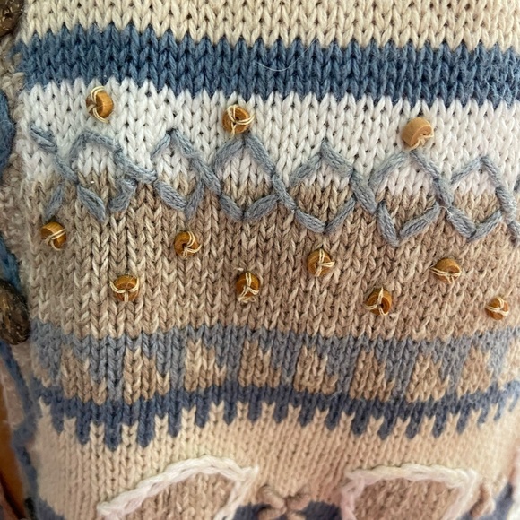 Sweater vest - Picture 2 of 3